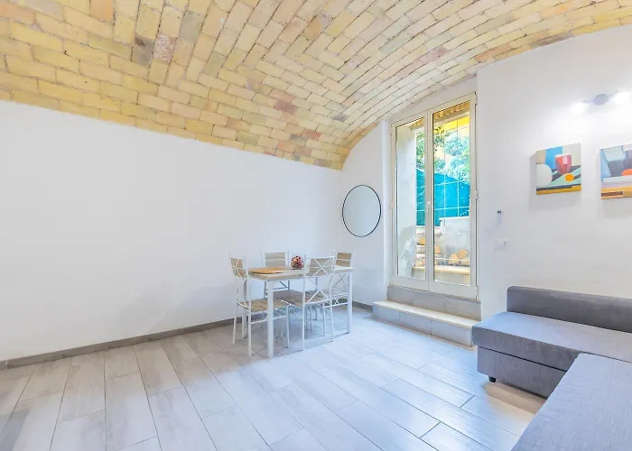 Loft Con Jacuzzi, A 20 M Colosseo * Rome