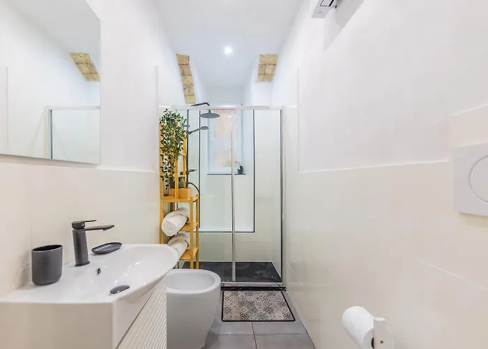 Loft Con Jacuzzi, A 20 M Colosseo Appartement