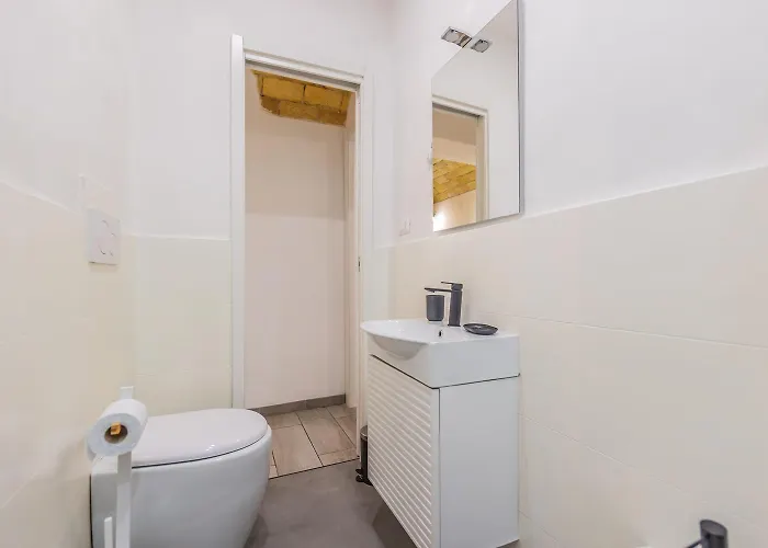 Loft Con Jacuzzi, A 20 M Colosseo Rome